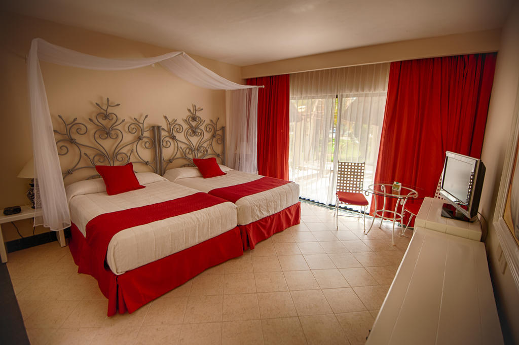 Grand Oasis Tulum Riviera Otel Akumal Oda fotoğraf